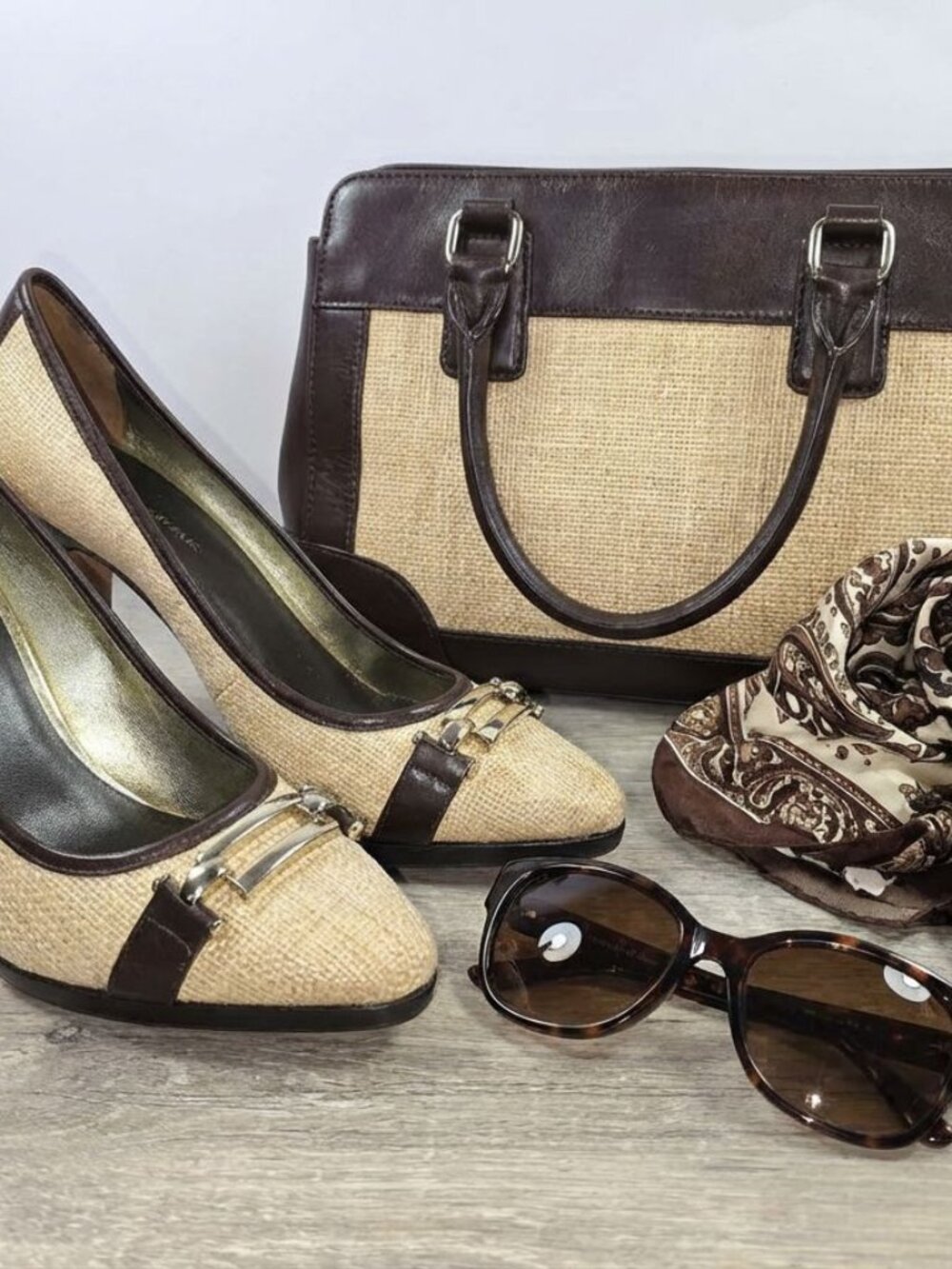 Banana Republic Shoes Sz 8M Women's Pumps High Heels Tan &Brown Horse Bit Strap